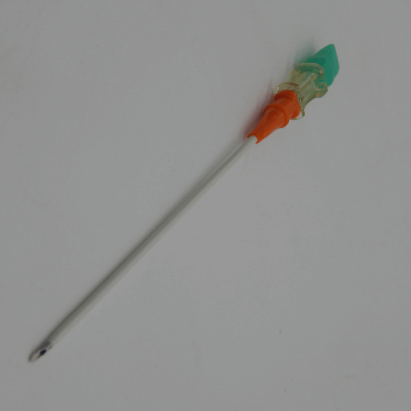 CATÉTER DE DESCOMPRESIÓN TORÁCICA 14G